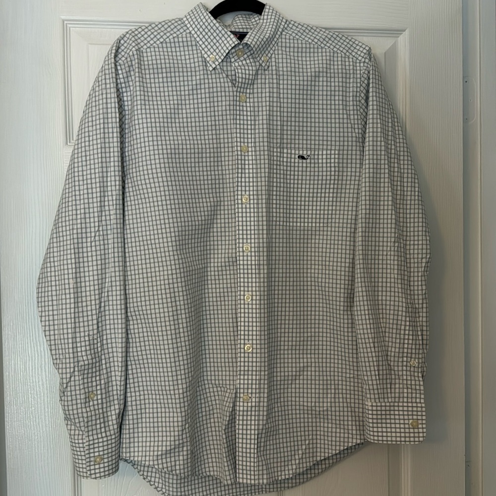 Vineyard vines men’s slim fit Tucker shirt, medium